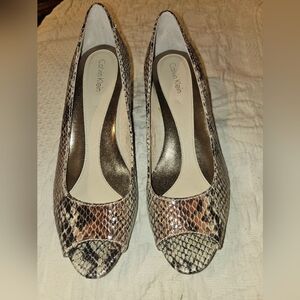 Calvin Klein Brown Snakeskin Heels